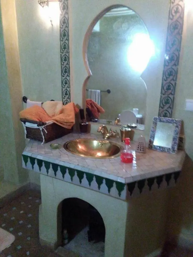 Séjour chez l'habitant Appartement Dar El Moukhtar à Fès